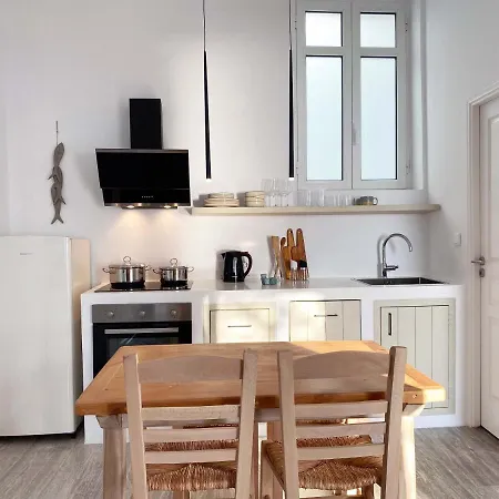 Lyra Seafront , Paroikia Town Center Holiday home