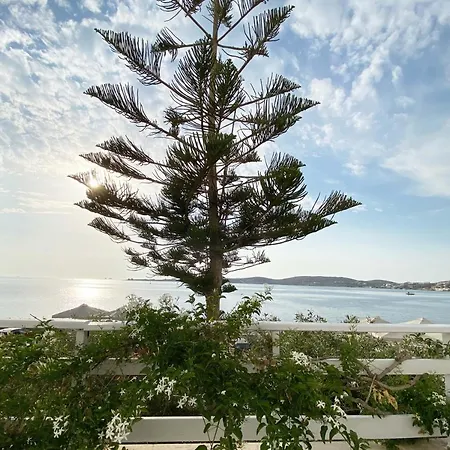 Lyra Seafront , Paroikia Town Center * Parikia (Paros)